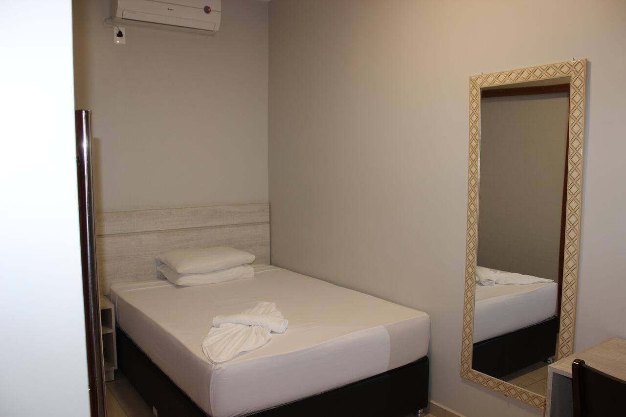 Sleep Hotel Толеду Екстер'єр фото